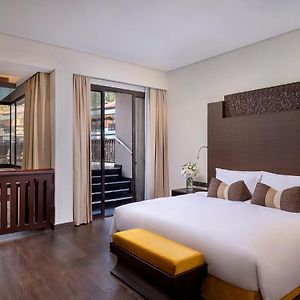 Deluxe Family Lagoon Access Room